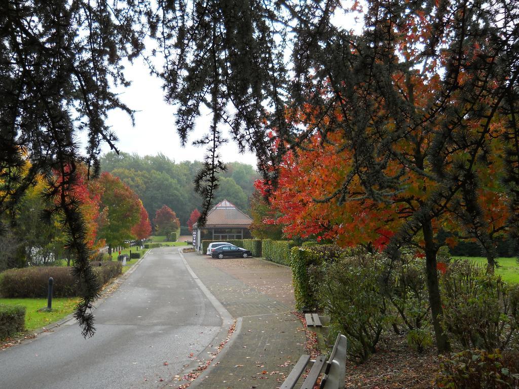 Le Relais De La Haute Sambre Lobbes Exterior photo